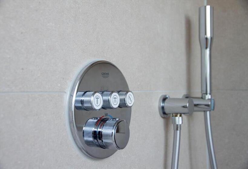 Toploft Serviced Apartments