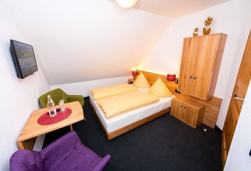 Wohlfühlhotel Im Schlosspark   Self Checkin