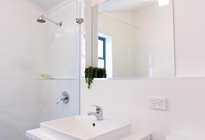 Agnes Cottage Bed & Breakfast