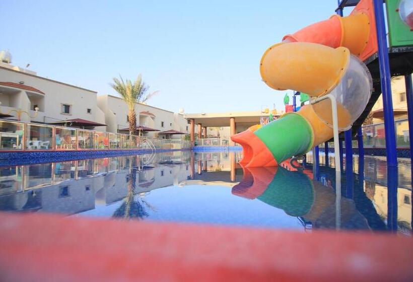 Al Khuzama Resort