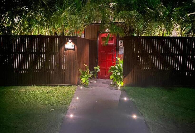 تختخواب و صبحانه Freshwater Bnb