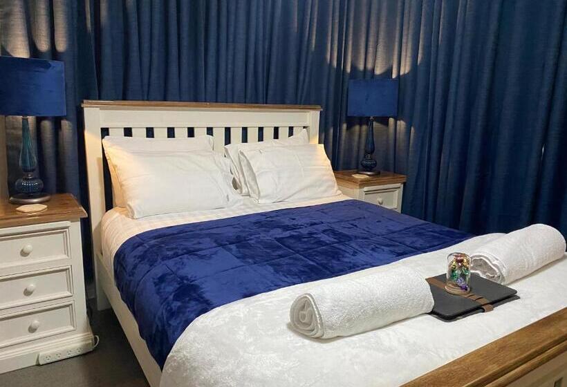 تختخواب و صبحانه Freshwater Bnb