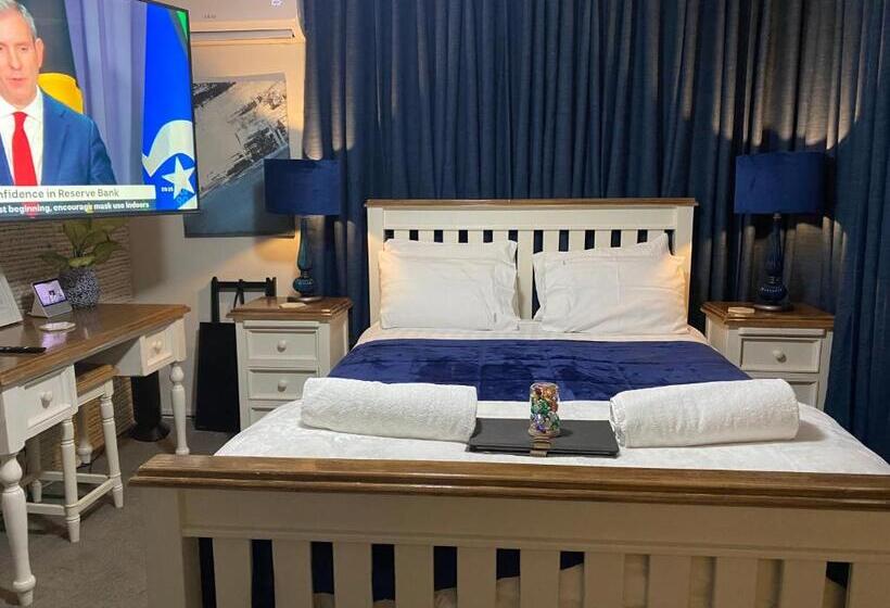 تختخواب و صبحانه Freshwater Bnb