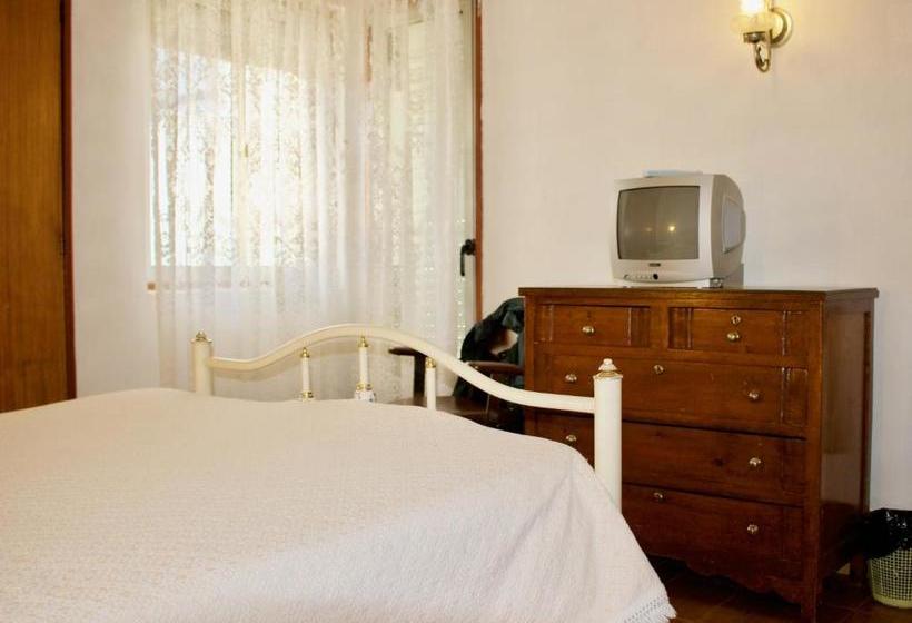 مبيت وإفطار Residencial Tarouca