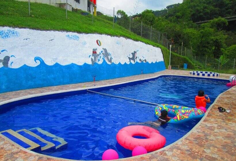 Eco Hotel Parador De Rapi