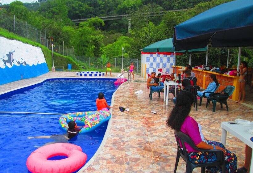 Eco Hotel Parador De Rapi