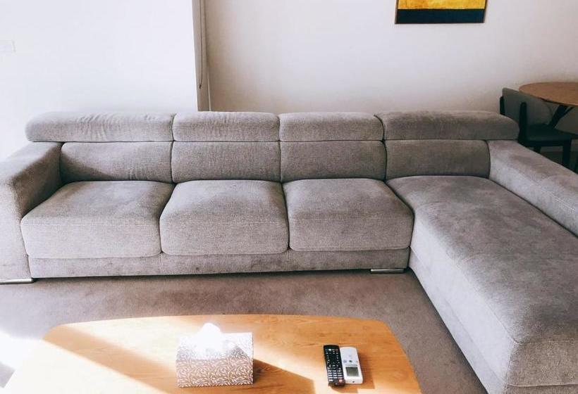 Ellia Doncaster Apartment