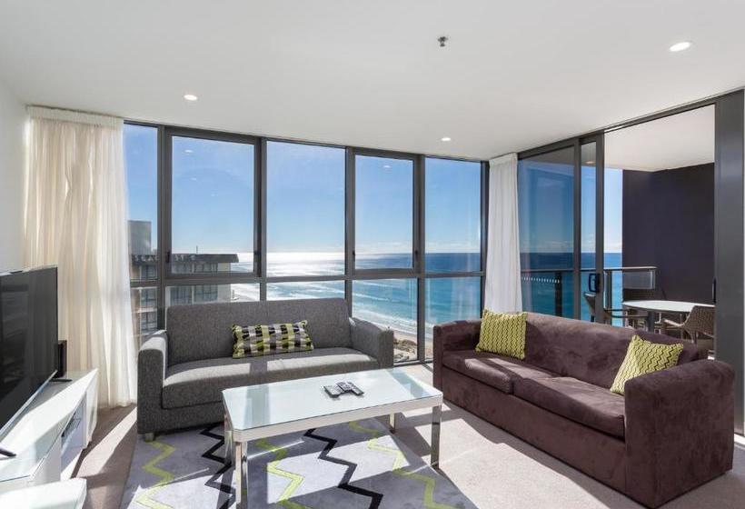 Hostrelax Residences On Surfers