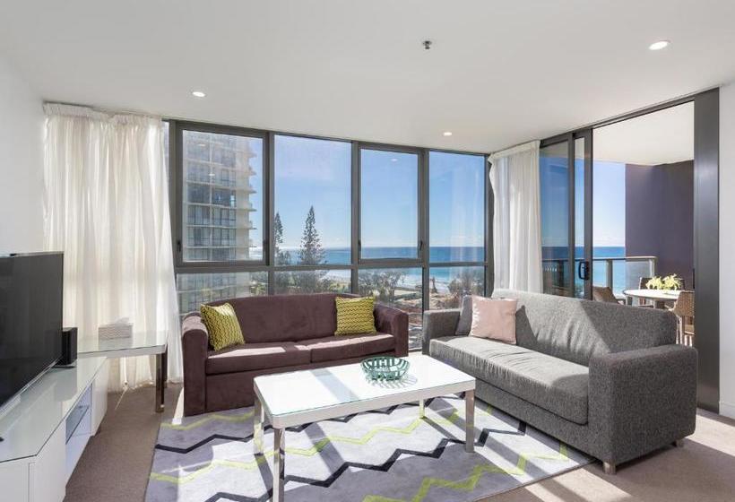 Hostrelax Residences On Surfers