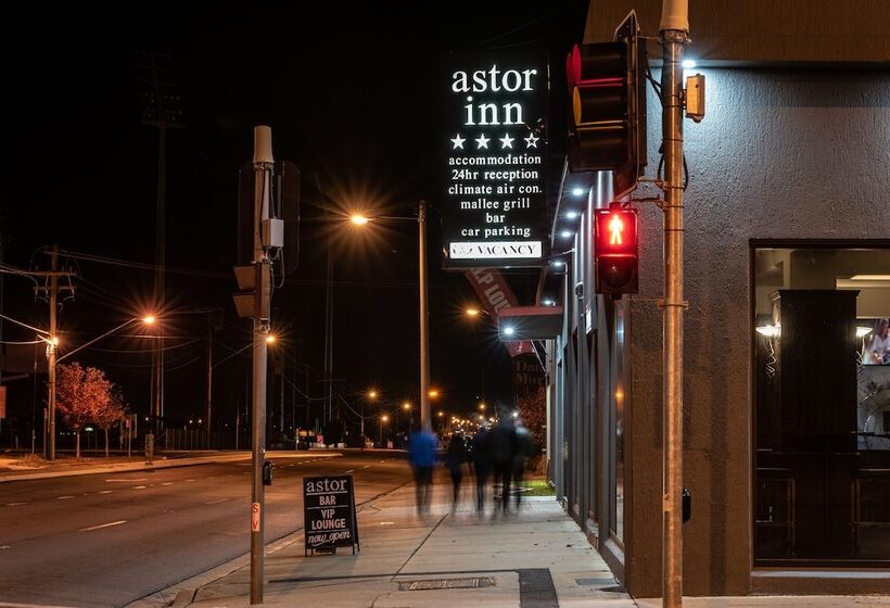 בית מלון כפרי Astor Inn