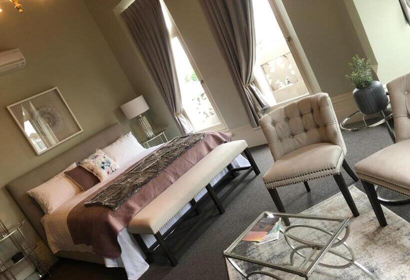 Bull And Mouth Hotel Maryborough Victoria