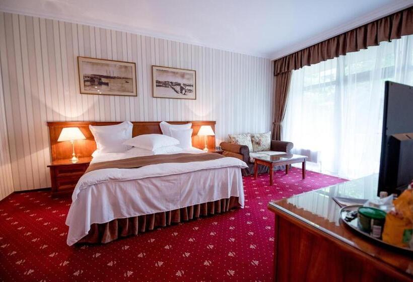 בית מלון כפרי Club De Vacanta Mediterraneo