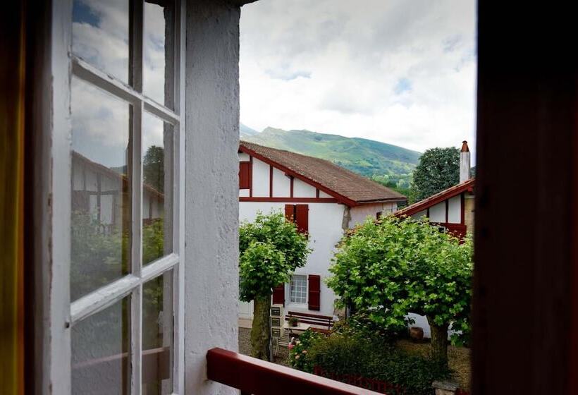 فندق Restaurant Baratxartea