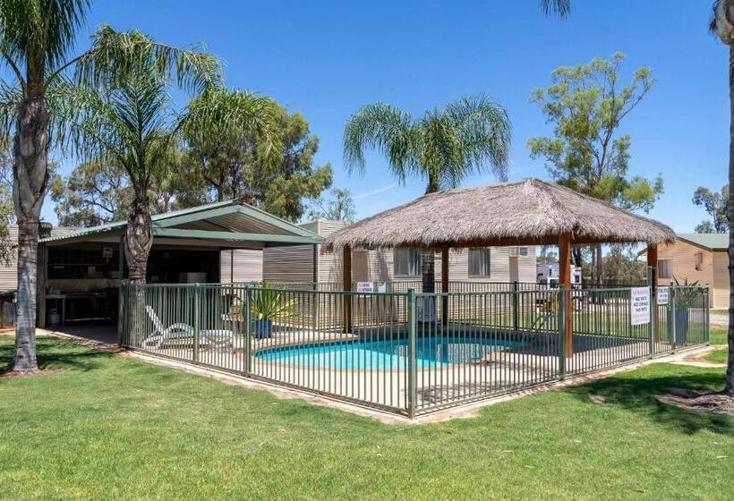 فندق Paringa Caravan Park