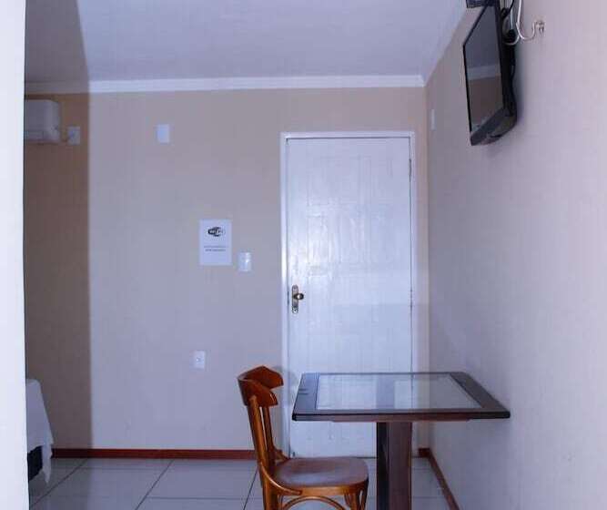 호텔 Pousada Oásis