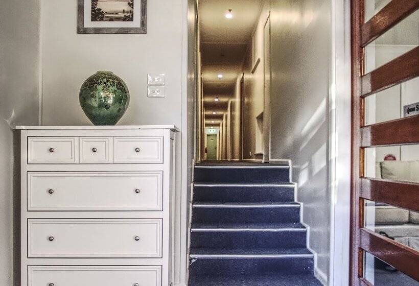 호텔 Selwyn Star Lodge