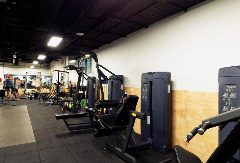 هتل St Paul S Serviced Accommodation