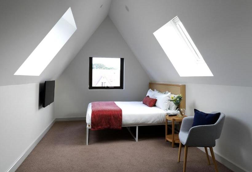 هتل St Paul S Serviced Accommodation