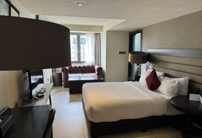 هتل The Palms By Eagles Accra