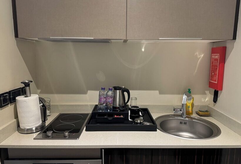 هتل The Palms By Eagles Accra