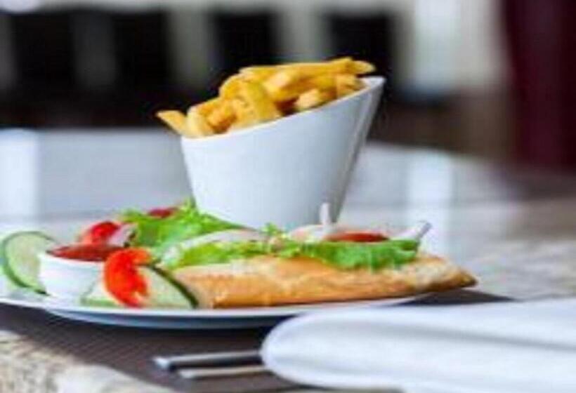 هتل The Palms By Eagles Accra