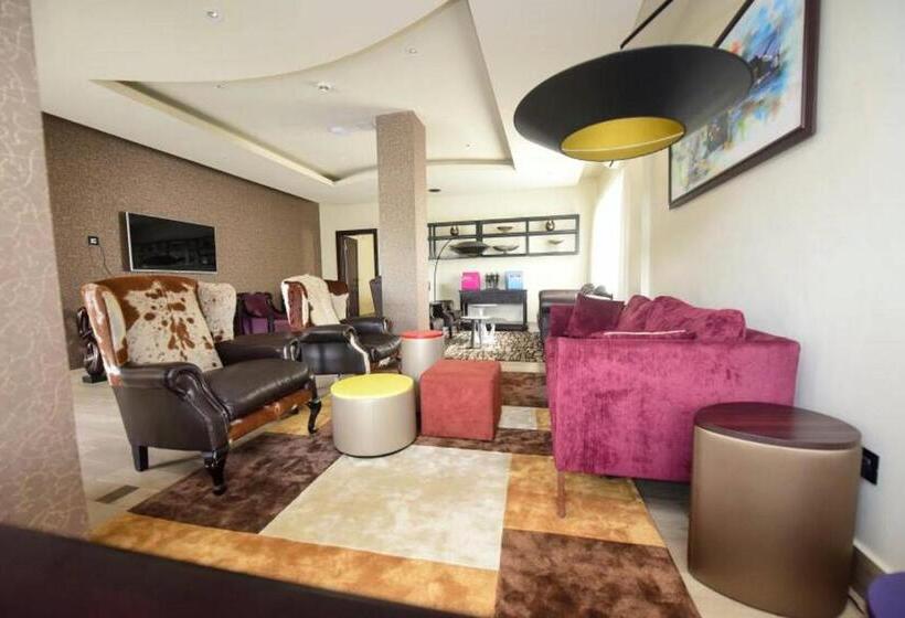 هتل The Palms By Eagles Accra