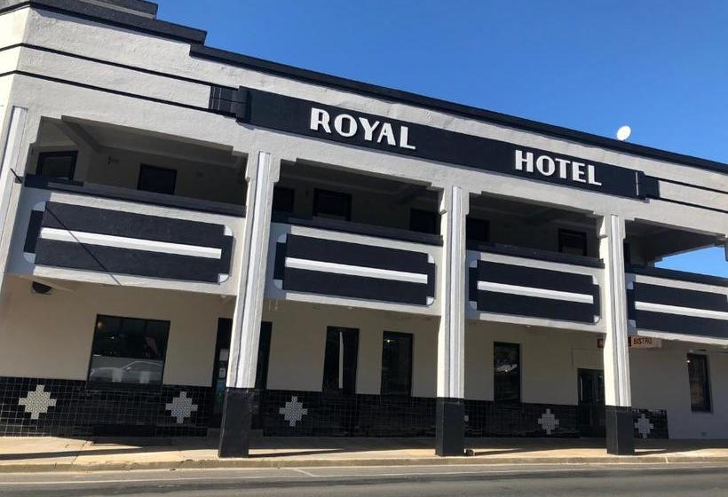 The Royal Hotel, Drouin