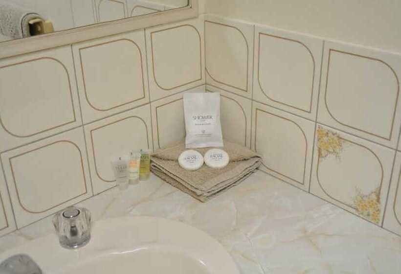 בית מלון כפרי Yambil Inn