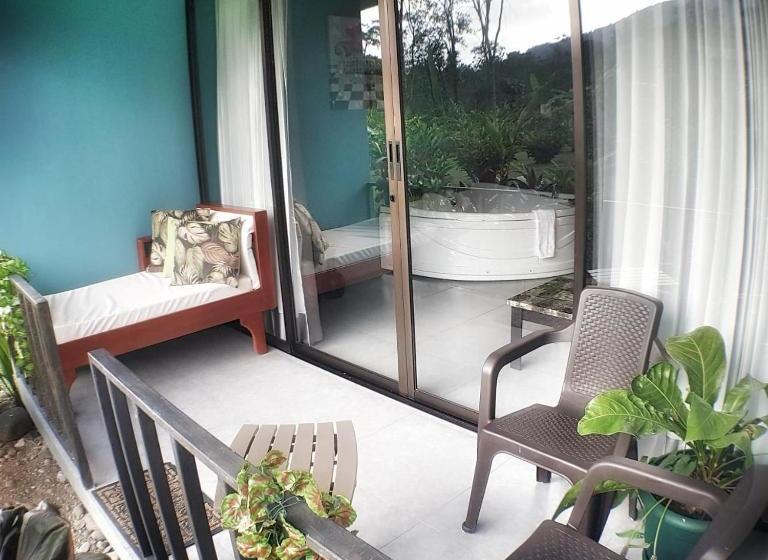 酒店 Yellow Tree Suites