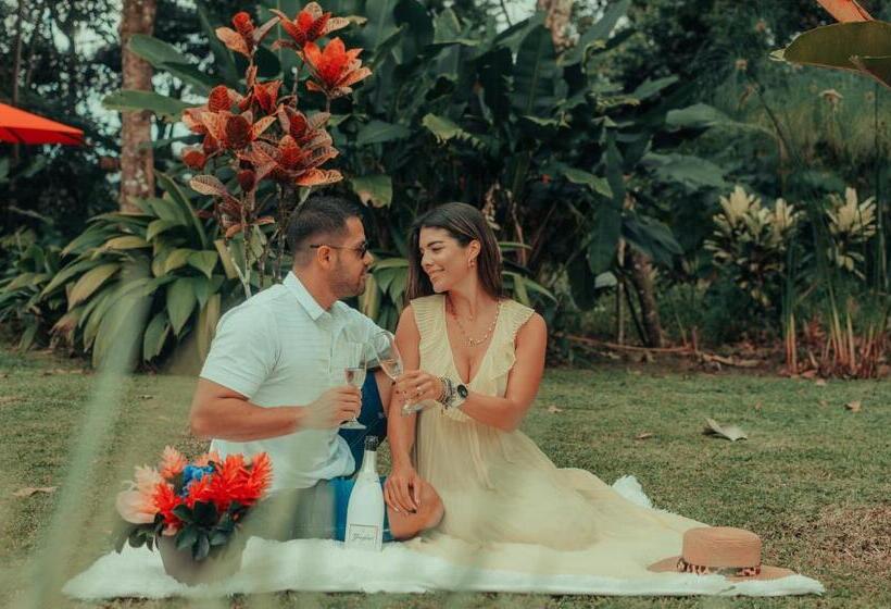 酒店 Yellow Tree Suites