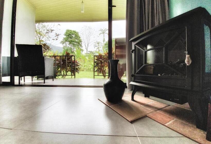 酒店 Yellow Tree Suites