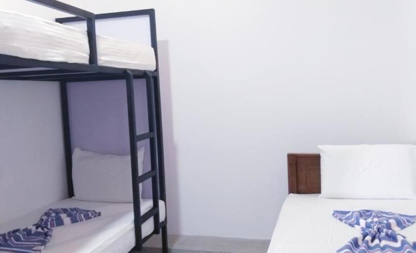 I & I Hostel