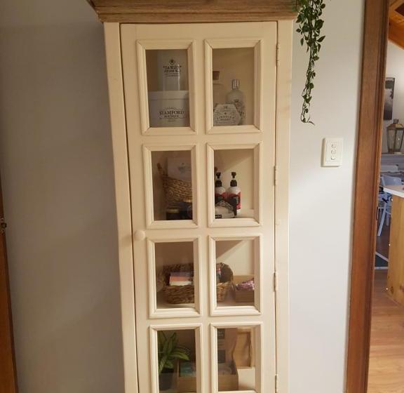 La Maison Riviere   The River House Bed & Breakfast