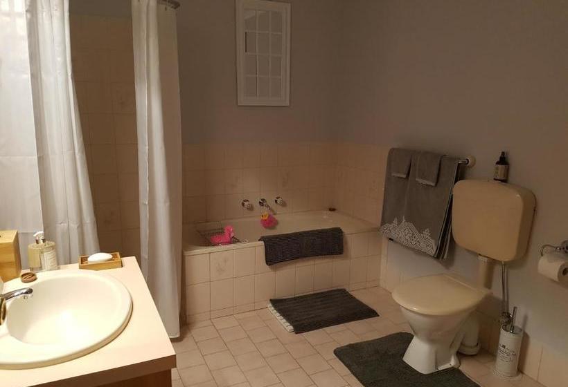 La Maison Riviere   The River House Bed & Breakfast