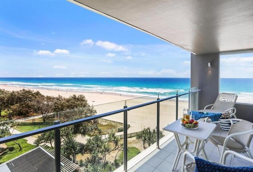 One The Esplanade Apartments On Surfers Paradise