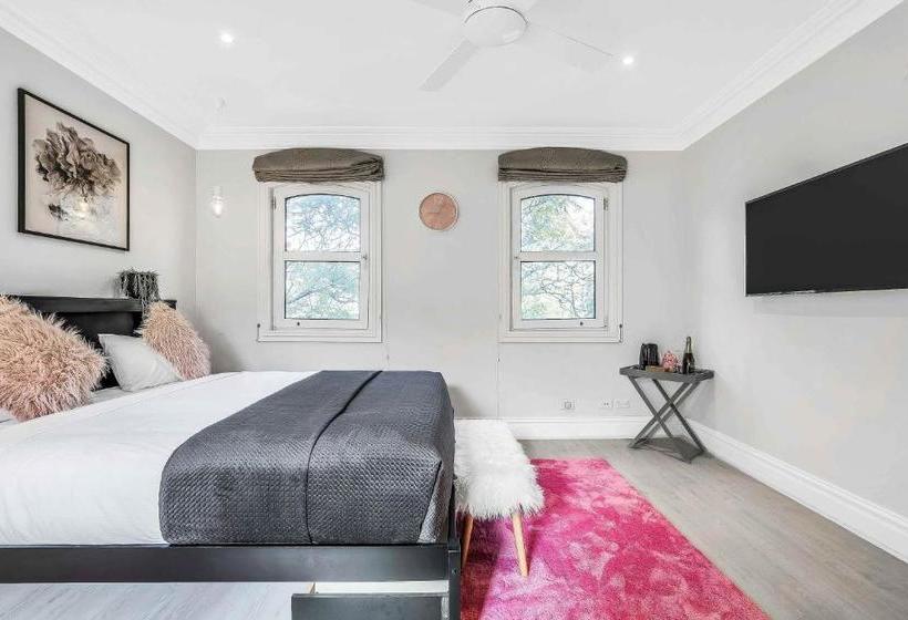 پانسیون 142 Wyndham