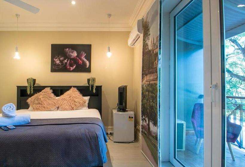 پانسیون 142 Wyndham