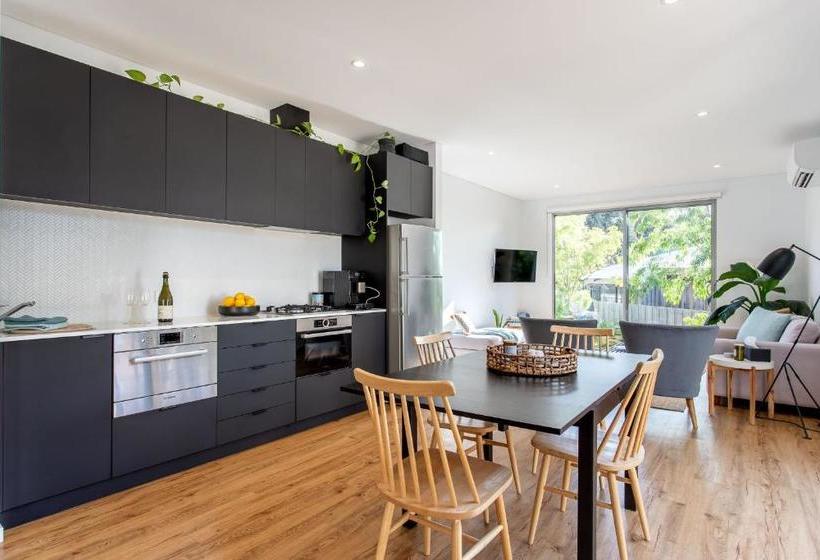 펜션 160 Steps... From Yallingup Beach