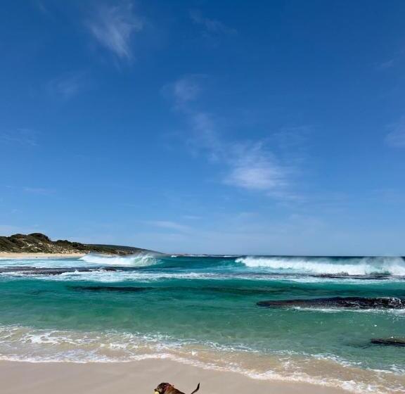 펜션 160 Steps... From Yallingup Beach