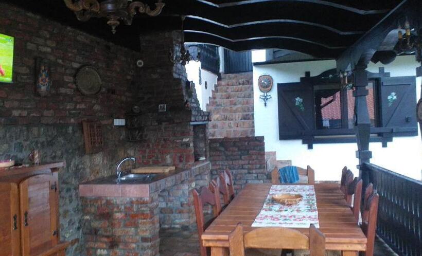 פנסיון Casa Soseco