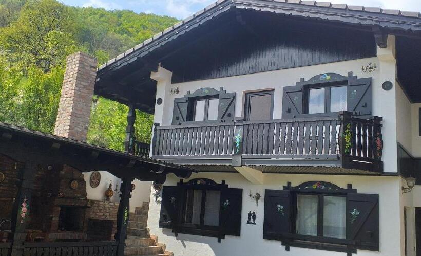 پانسیون Casa Soseco