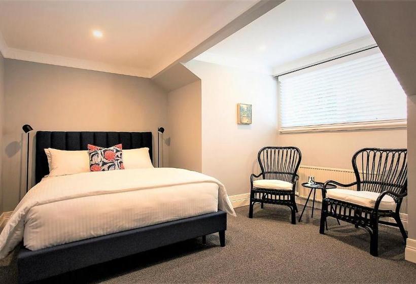 פנסיון Closeburn House