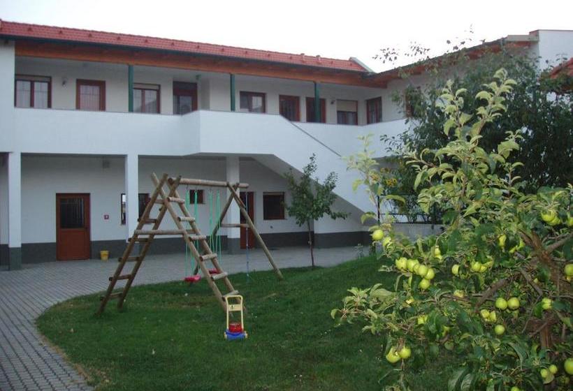 Пансион Gästehaus Strommer