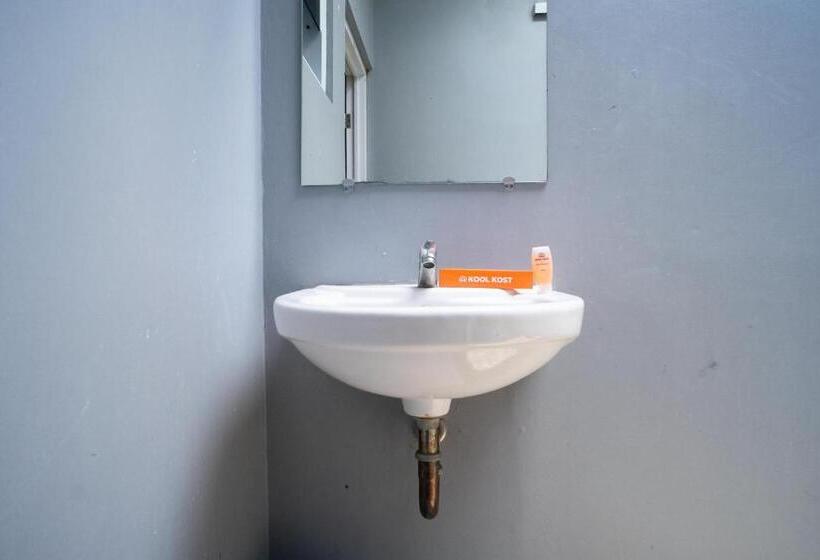 פנסיון Koolkost Syariah Near Transmart Tegal