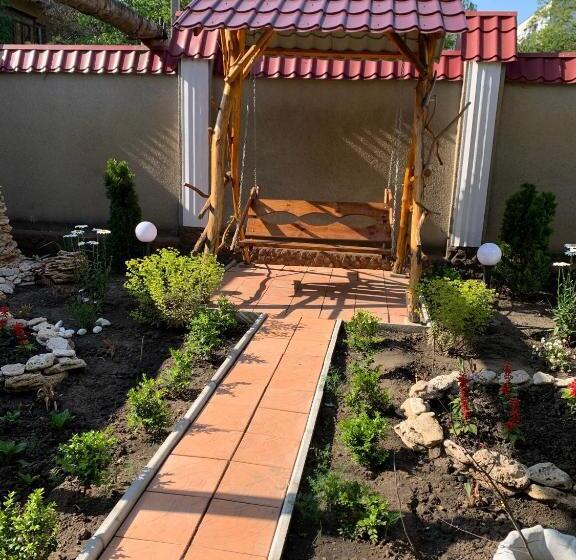 پانسیون Lorena