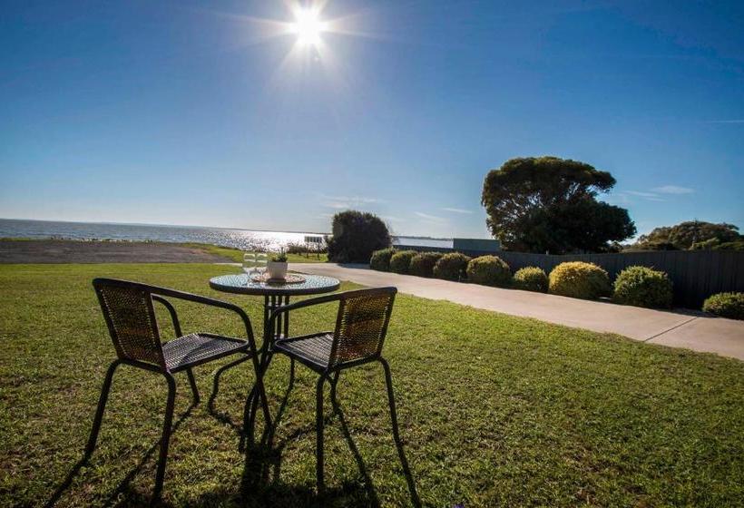 膳宿费 Pelican Perch Retreat