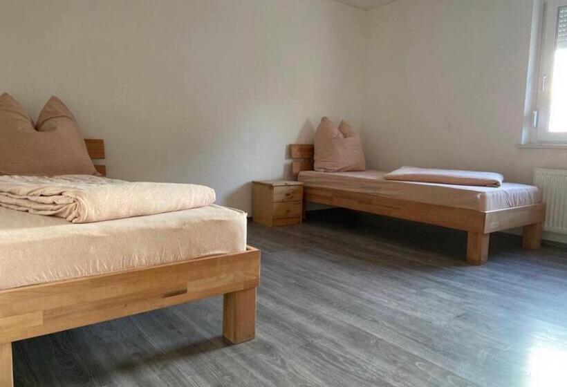 פנסיון B&s Apart