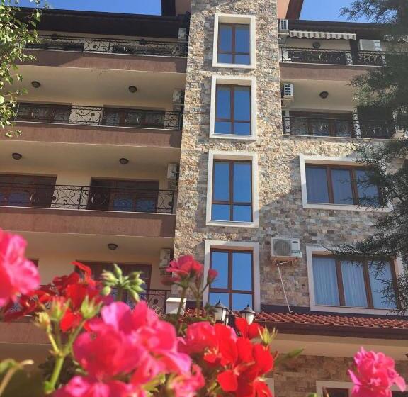 Rich 3 Sp Apartments