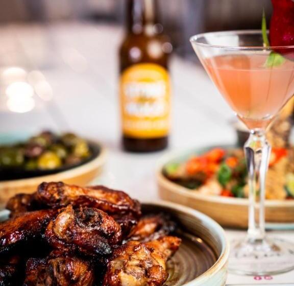 The Victoria Hotel Bathurst