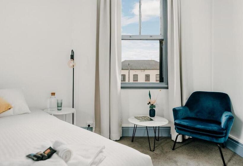 The Victoria Hotel Bathurst